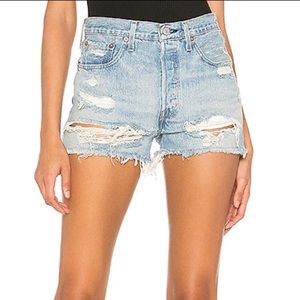 Levi’s 501 Shorts Fault Line